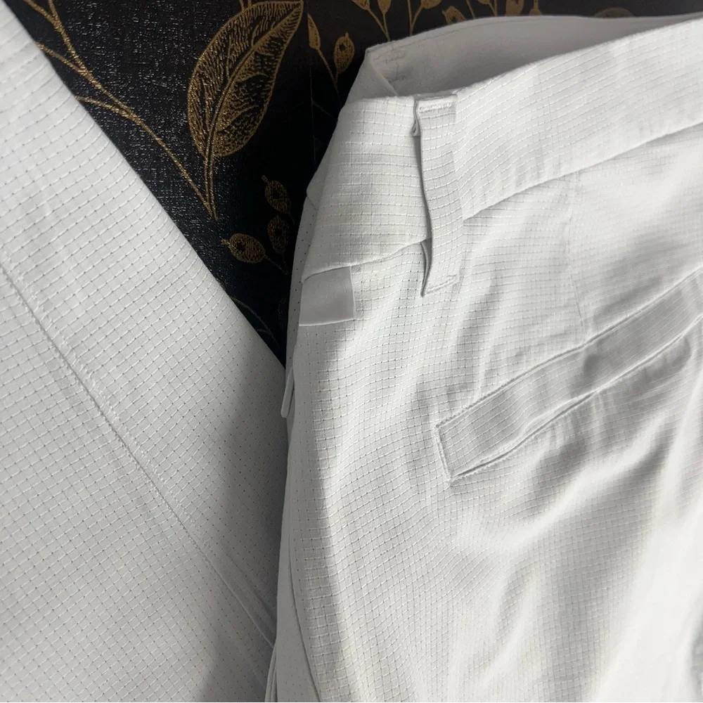 Lululemon Commission Pants - Picture 5 of 6